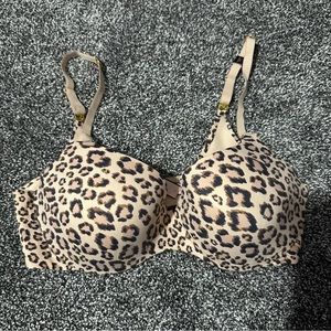 Victoria Secret Incredible Lined Demi 34D